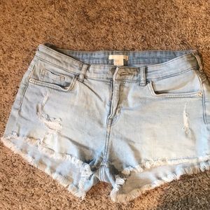 H&M Light Denim Shorts. Great Condition